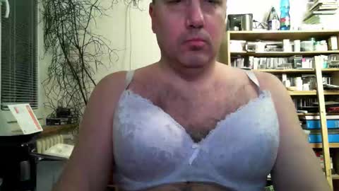 Kamil Lipovy online show from 01/07/26, 09:39