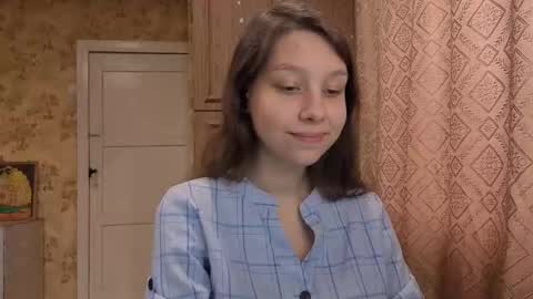 Snapshot of kamisalling chatting on 10/26/25, 06:19 Mari Simmons online show from 10/26/25, 06:19