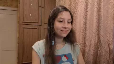 Snapshot of kamisalling chatting on 11/05/25, 02:22 Mari Simmons online show from 11/05/25, 02:22