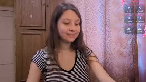 Snapshot of kamisalling chatting on 12/01/25, 08:19 Mari Simmons online show from 12/01/25, 08:19