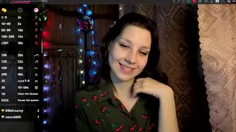 Snapshot of kamisalling chatting on 01/08/26, 11:40 Mari Simmons online show from 01/08/26, 11:40