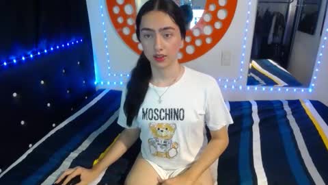 -- kammi -- online show from 12/19/25, 01:34