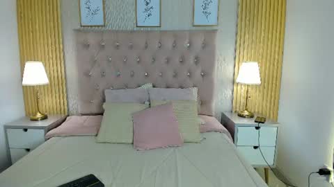 Snapshot of kamy_glam chatting on 06/10/26, 08:19 KAMY online show from 06/10/26, 08:19