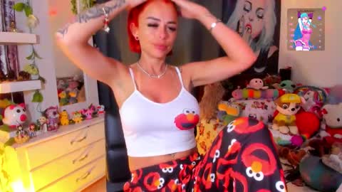 hello  Im Danni online show from 02/25/26, 09:46