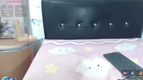 Paola online show from 01/26/25, 05:13