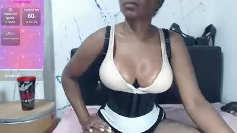 Paola online show from 04/15/26, 09:15