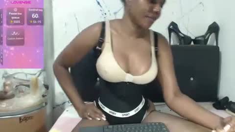 Paola online show from 05/10/26, 03:39