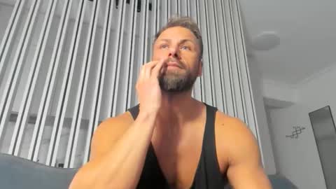 Kane OF strongkane online show from 11/17/25, 01:28