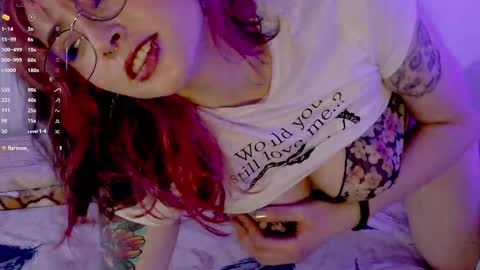   online show from 11/22/25, 11:59