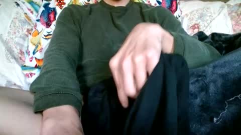 Snapshot of kaonashi69 chatting on 11/15/25, 02:13 kaonashi69 online show from 11/15/25, 02:13