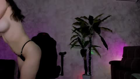 Emma online show from 07/15/26, 08:03