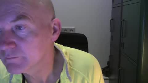 Snapshot of kapitein_rob chatting on 12/02/24, 06:30 Robbie online show from 12/02/24, 06:30