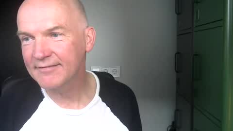 Snapshot of kapitein_rob chatting on 03/11/25, 03:34 Robbie online show from 03/11/25, 03:34