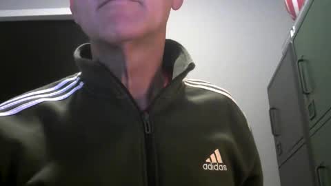 Robbie online show from 11/20/25, 05:40