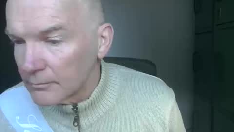 Robbie online show from 03/26/26, 06:08