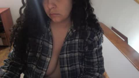 kara online show from 01/28/25, 02:32