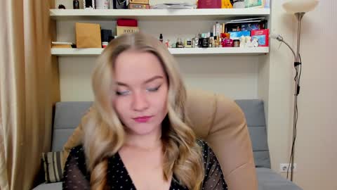 Kara. Off from 15th till 24th of December online show from 12/26/24, 10:09