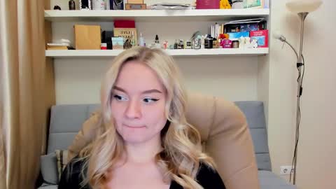 Kara. Off from 15th till 24th of December online show from 02/22/25, 11:03