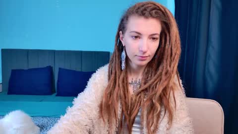 Snapshot of karatart chatting on 10/17/25, 10:07 Kara online show from 10/17/25, 10:07