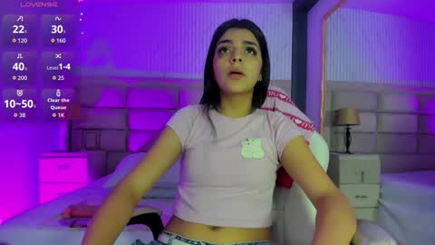 Snapshot of karelymitchel chatting on 02/09/26, 01:15 Karely online show from 02/09/26, 01:15