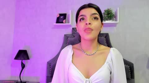 Snapshot of karelymitchel chatting on 02/12/26, 02:56 Karely online show from 02/12/26, 02:56