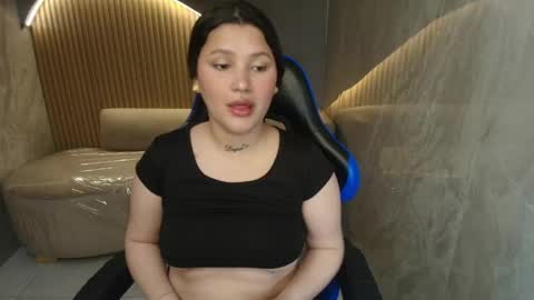 Karen  online show from 04/14/26, 04:40