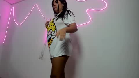 Snapshot of karen_josy chatting on 11/29/25, 04:15 karen_josy online show from 11/29/25, 04:15