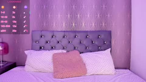 karen_roxe online show from 04/23/26, 08:33