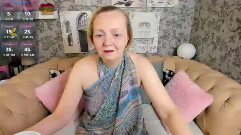 Karen online show from 11/13/25, 09:19