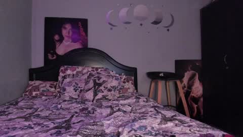 Karen online show from 01/04/25, 05:47