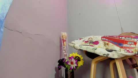 Karen online show from 02/28/25, 08:53