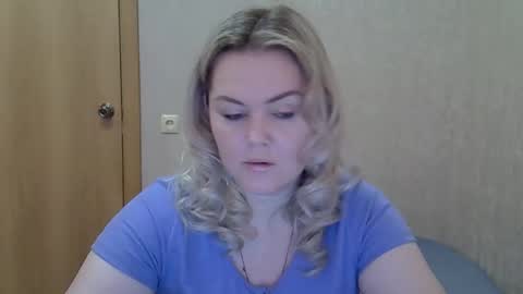 karennelsonx online show from 03/27/26, 10:04