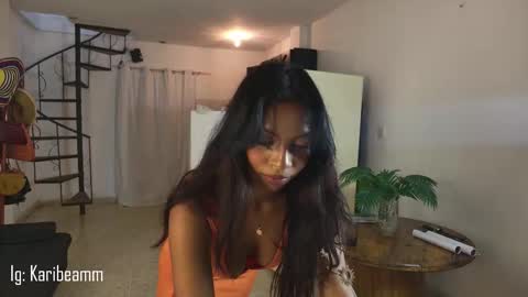 Snapshot of karibeam chatting on 10/28/25, 08:22 K online show from 10/28/25, 08:22