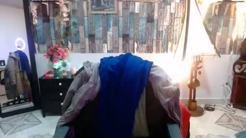 Snapshot of karima_sarabe chatting on 10/21/25, 10:21 karima_sarabe online show from 10/21/25, 10:21