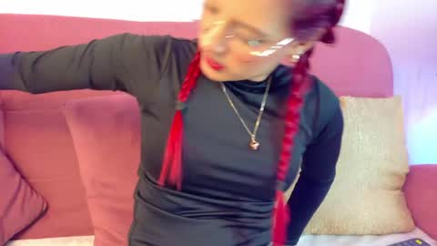 karina online show from 04/14/26, 11:49