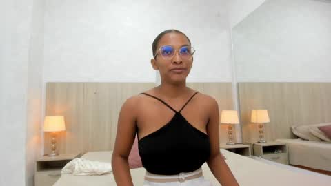 Karina Calderon online show from 04/07/26, 11:21