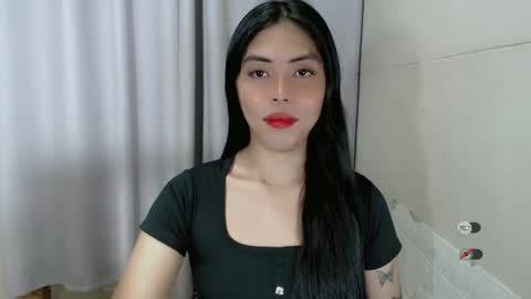 Snapshot of karina_fuckdoll chatting on 01/31/25, 12:51 I AM BELLE online show from 01/31/25, 12:51