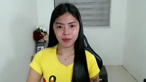 Snapshot of karina_fuckdoll chatting on 09/30/25, 08:52 I AM BELLE online show from 09/30/25, 08:52
