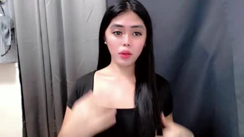 Snapshot of karina_fuckdoll chatting on 06/07/26, 06:06 I AM BELLE online show from 06/07/26, 06:06