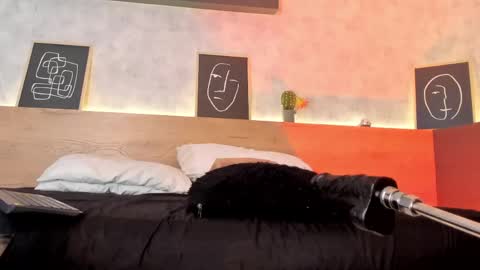 Kari online show from 04/10/26, 11:37