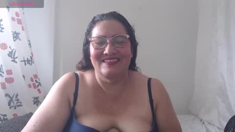 Karina online show from 10/04/25, 03:21