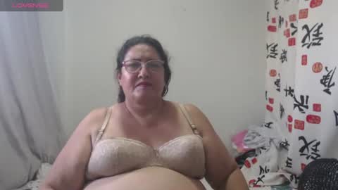 Snapshot of karina_turbay chatting on 07/01/26, 10:20 Karina online show from 07/01/26, 10:20