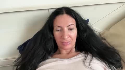 Snapshot of karinablair chatting on 04/13/26, 12:54 Karina online show from 04/13/26, 12:54