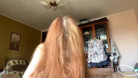 Karina online show from 04/04/26, 08:01