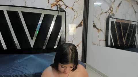 KarinaSimonz online show from 10/21/25, 09:48