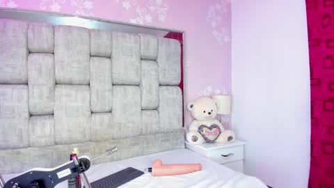 KarinaSimonz online show from 03/11/26, 03:23