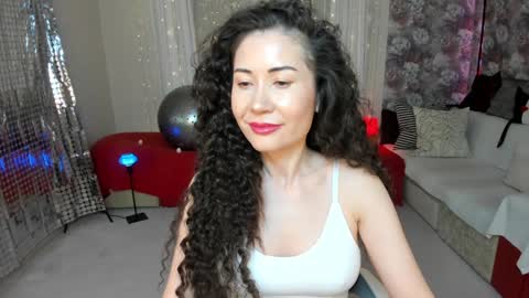Snapshot of karinasweeety chatting on 01/15/25, 11:43 KarinaSweeety online show from 01/15/25, 11:43
