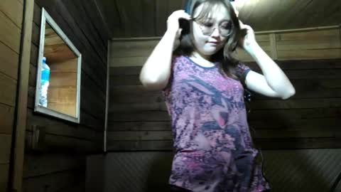 Elisa online show from 12/02/25, 04:18