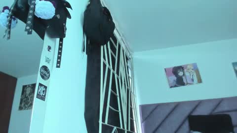 KARINNA  RAVEN online show from 02/13/26, 09:44