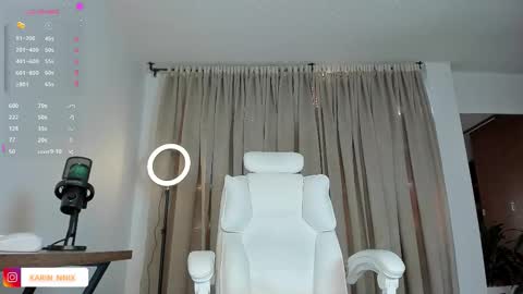 Snapshot of karinnixx chatting on 02/28/26, 09:49 Karin online show from 02/28/26, 09:49